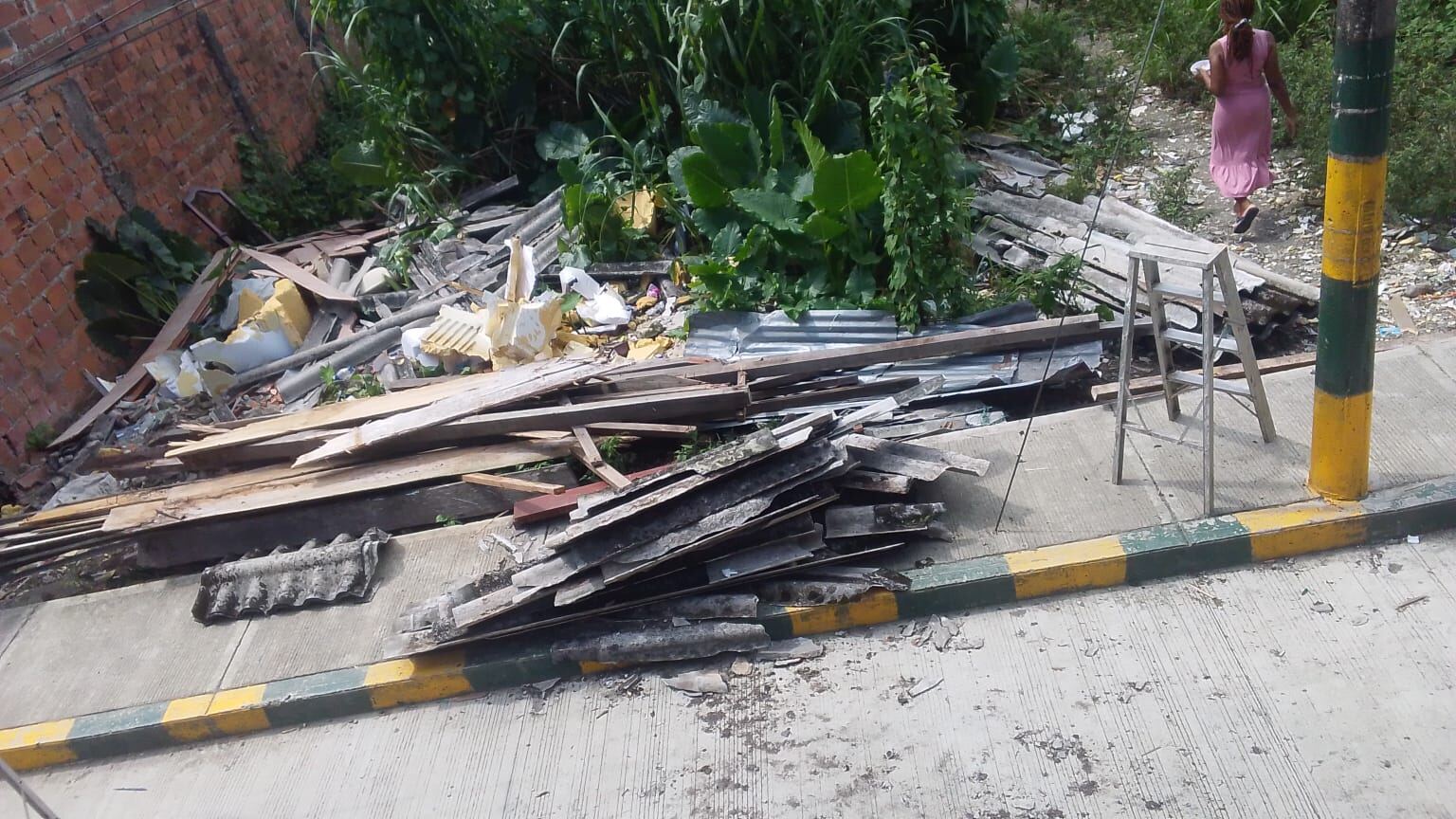 Vivienda afectada tras el sismo en Chocó